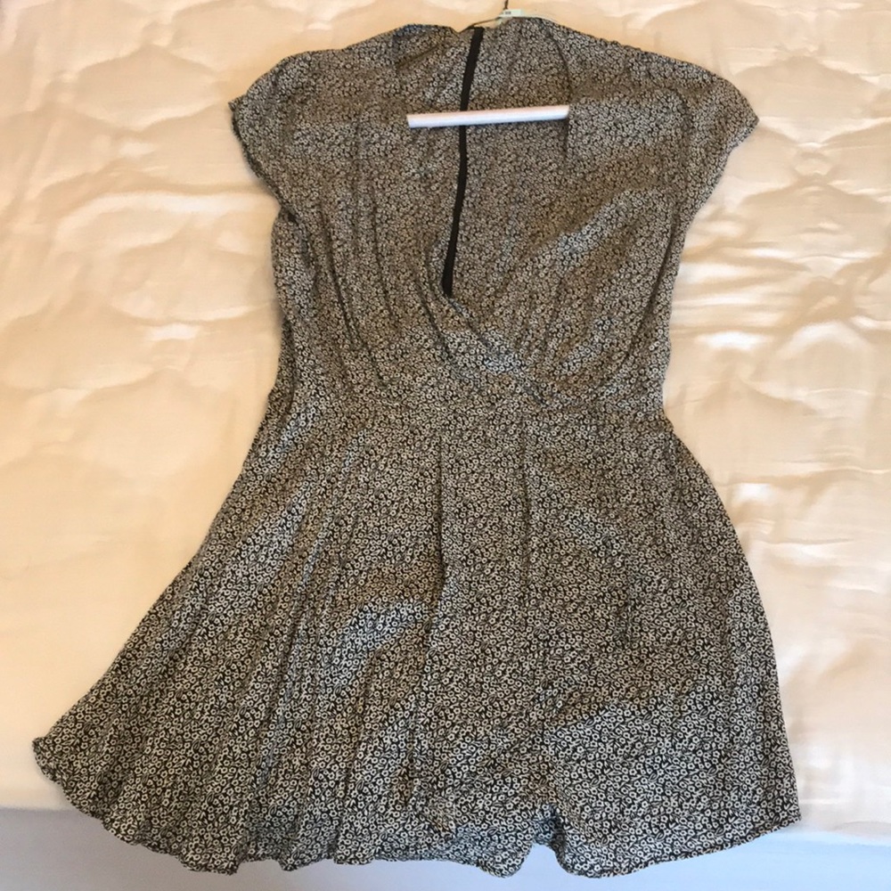 Kimchi Blue Romper - Picture 2 of 3